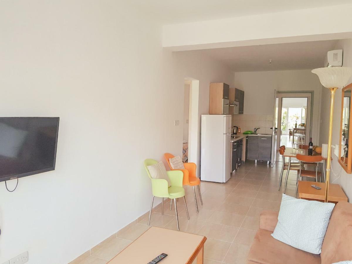 Paphos Apartments Esterno foto